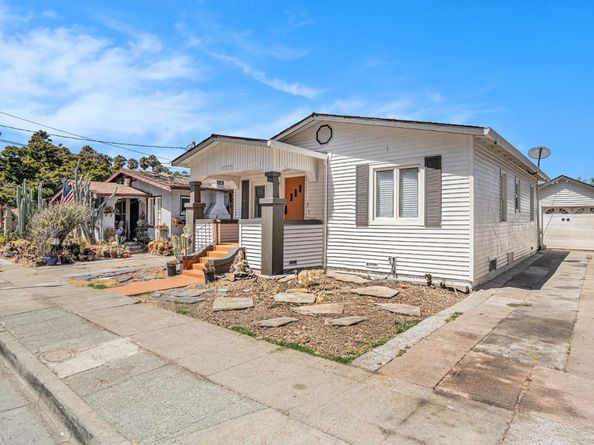 513 Arch Street, Martinez CA 94553