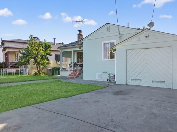 22133 Peralta, Hayward CA 94541