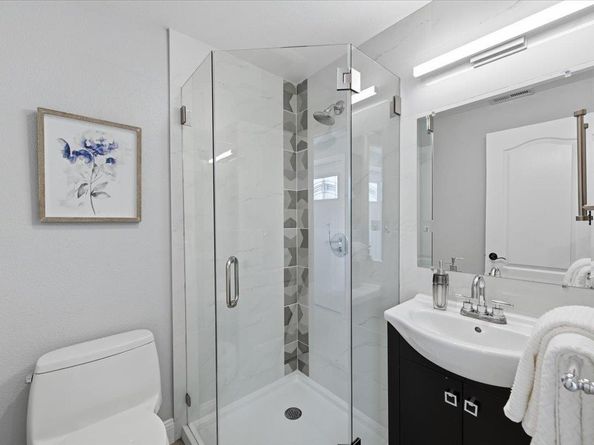 1325 Araujo Street, San Jose CA 95131