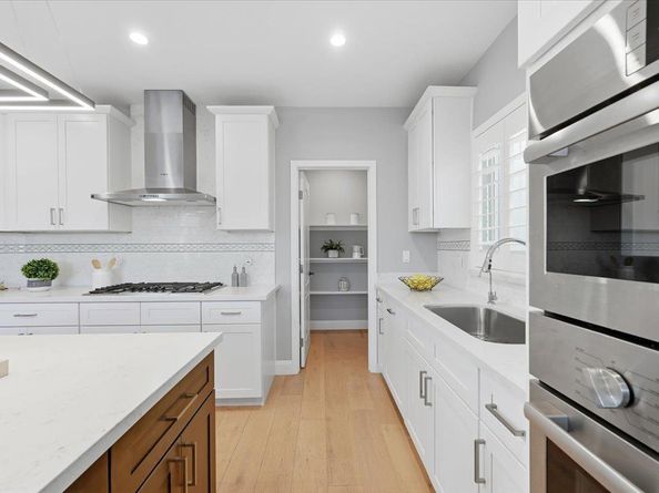 1325 Araujo Street, San Jose CA 95131