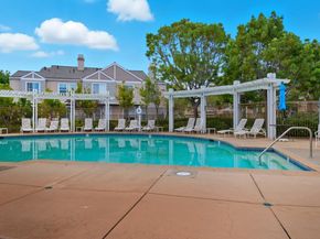 123 Positano Circle 406, Redwood City CA 94065