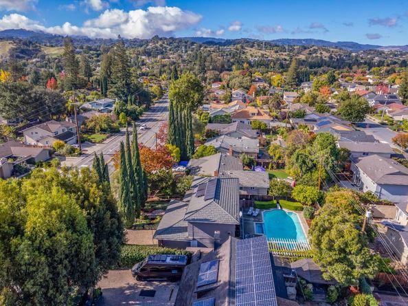 7451 Prospect Road, Cupertino CA 95014