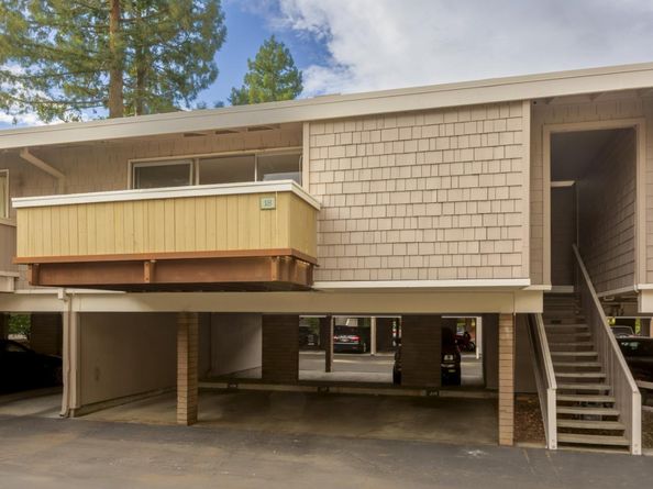 500 W Middlefield Road 18, Mountain View CA 94043