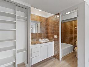 500 W Middlefield Road 18, Mountain View CA 94043