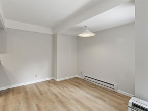 500 W Middlefield Road 18, Mountain View CA 94043