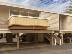 500 W Middlefield Road 18, Mountain View CA 94043