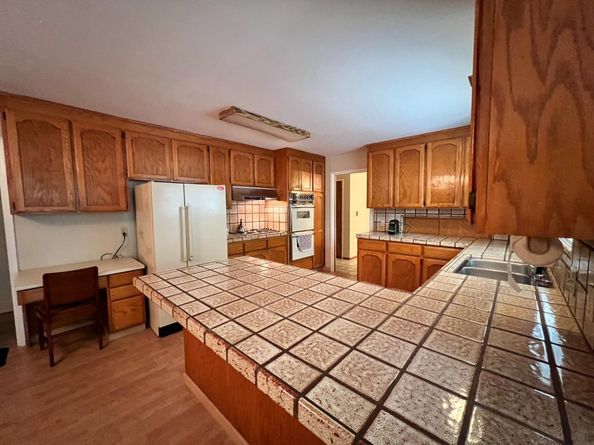 701 Christine Drive, Palo Alto CA 94303