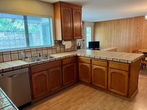 701 Christine Drive, Palo Alto CA 94303