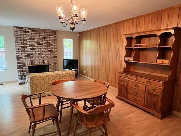 701 Christine Drive, Palo Alto CA 94303