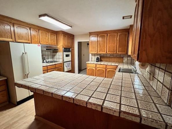 701 Christine Drive, Palo Alto CA 94303