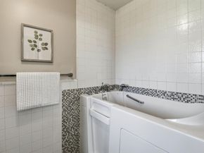 701 Christine Drive, Palo Alto CA 94303