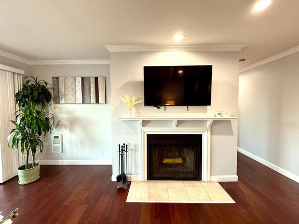 1031 Cherry Avenue 20, San Bruno CA 94066