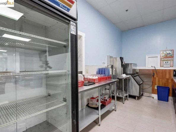 1616 International Boulevard, Oakland CA 94606