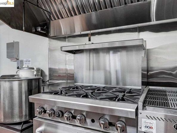 1616 International Boulevard, Oakland CA 94606