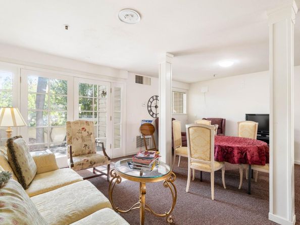 576 W Parr Avenue 1, Los Gatos CA 95032