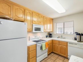 576 W Parr Avenue 1, Los Gatos CA 95032