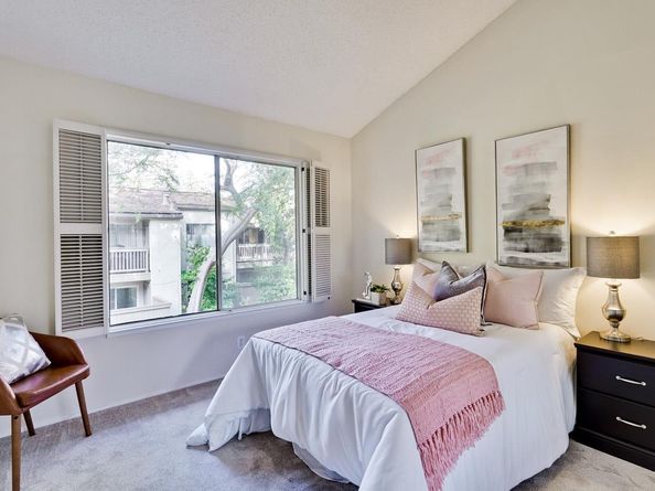 19423 Vineyard Lane, Saratoga CA 95070