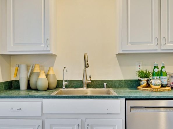 19423 Vineyard Lane, Saratoga CA 95070