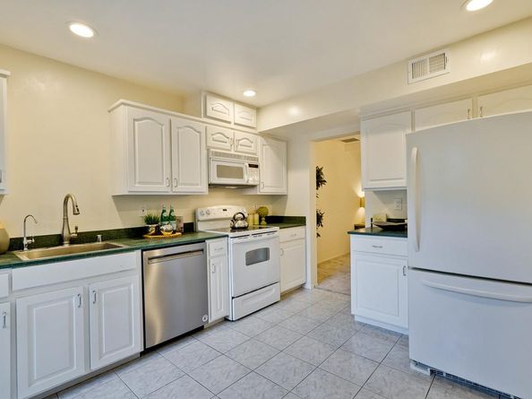 19423 Vineyard Lane, Saratoga CA 95070