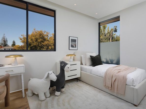 1480 Bryant Street, Palo Alto CA 94301