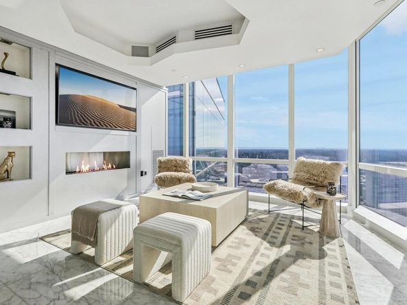 5 Renaissance Square PH41C, White Plains NY 10601
