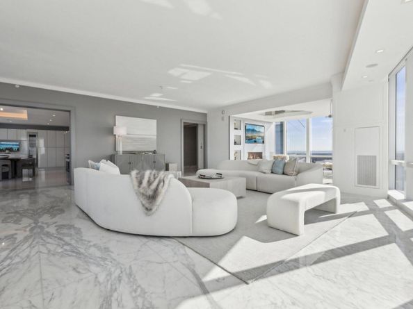 5 Renaissance Square PH41C, White Plains NY 10601