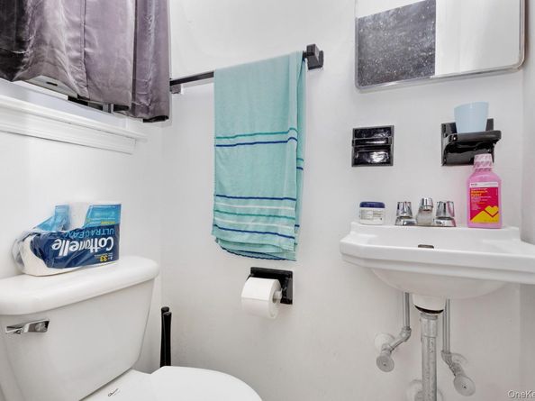 66-48 73rd Place, Middle Village NY 11379