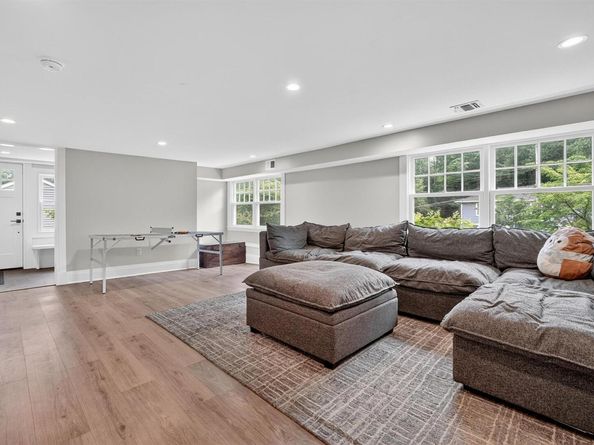 29 Cedar Lane, Pleasantville NY 10570