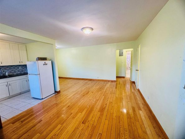 196-58 69th Avenue 1, Fresh Meadows NY 11365