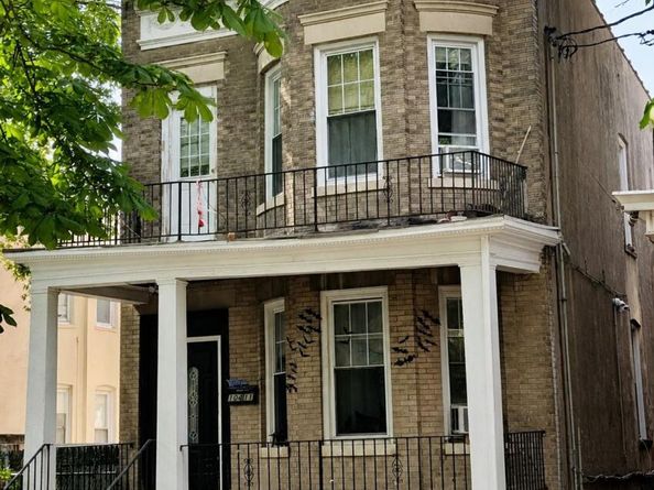 10411 89th Avenue, Richmond Hill NY 11418
