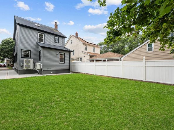 24005 Weller Avenue, Rosedale NY 11422