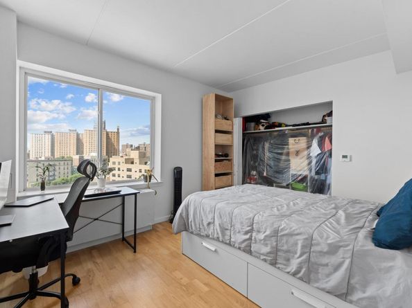 853 Macy Place 8E, Bronx NY 10455