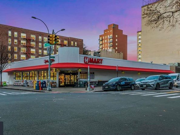 14330 Roosevelt 5J, Flushing NY 11354