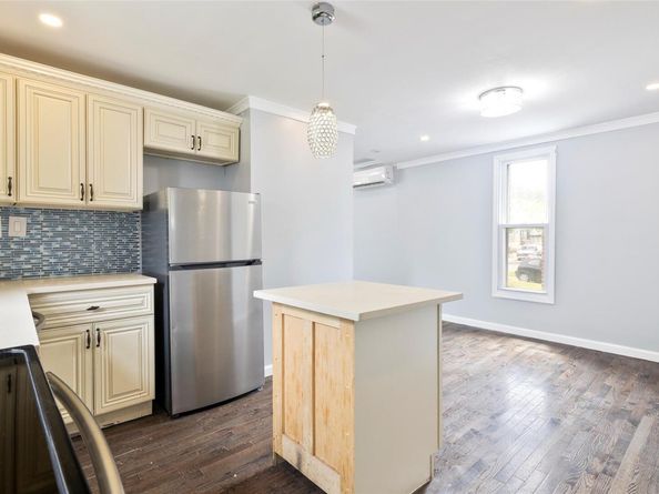 7-12 125th Street, College Point NY 11356