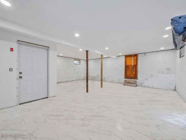 105 Commack Road, North Babylon NY 11703