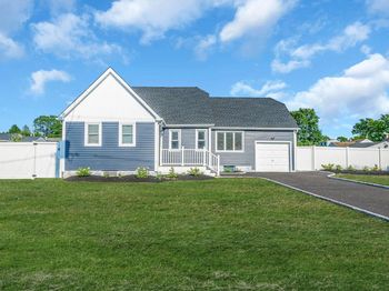 105 Commack Road