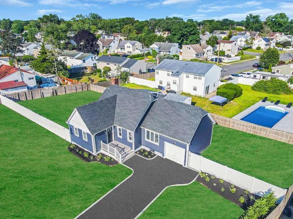 105 Commack Road, North Babylon NY 11703