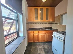 87-70 173 Street 5N, Jamaica NY 11432