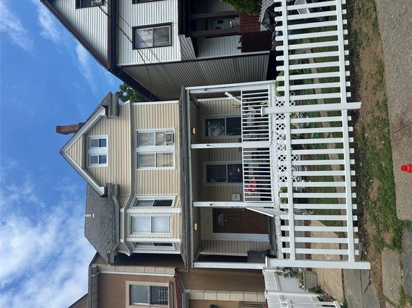 345 S 4th Avenue, Mount Vernon NY 10550