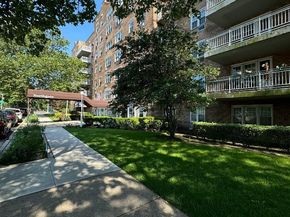 87-10 149th Avenue 5D, Howard Beach NY 11414