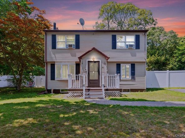4 Myrtle Lane, Coram NY 11727