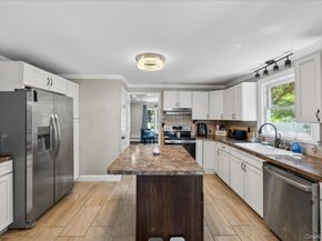 4 Myrtle Lane, Coram NY 11727