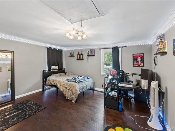 4 Myrtle Lane, Coram NY 11727