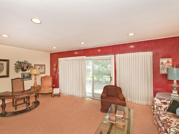 46 Manors Drive, Jericho NY 11753
