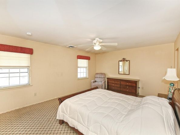 46 Manors Drive, Jericho NY 11753