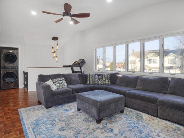 23 Madeline Lane, West Babylon NY 11704