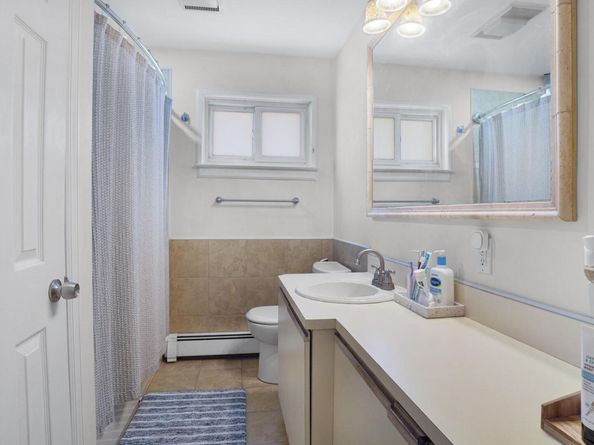 23 Madeline Lane, West Babylon NY 11704