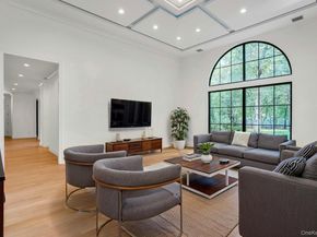 115 Weeks Drive, Dix Hills NY 11746