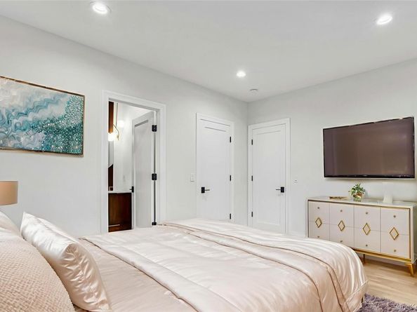 115 Weeks Drive, Dix Hills NY 11746