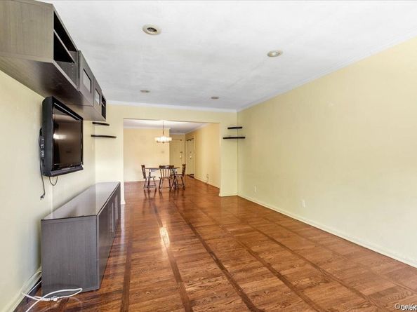 1205 E Broadway F13, Hewlett NY 11557